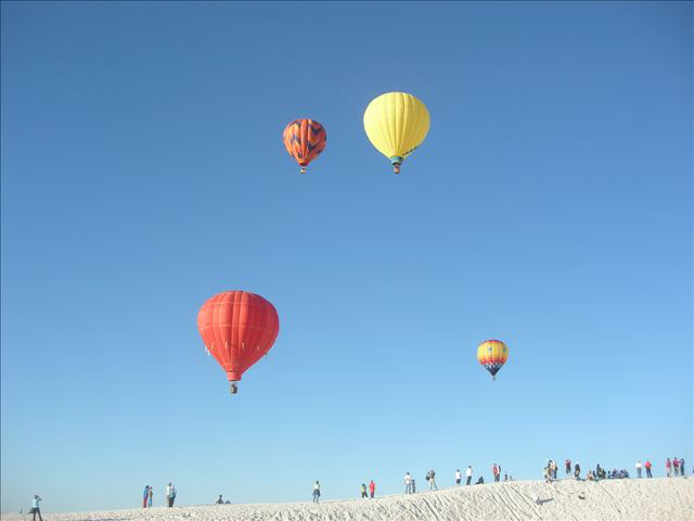 Balloon Watching - White Sands Hot Air Balloon Invitational 2010 - Credit: Rob Roberts